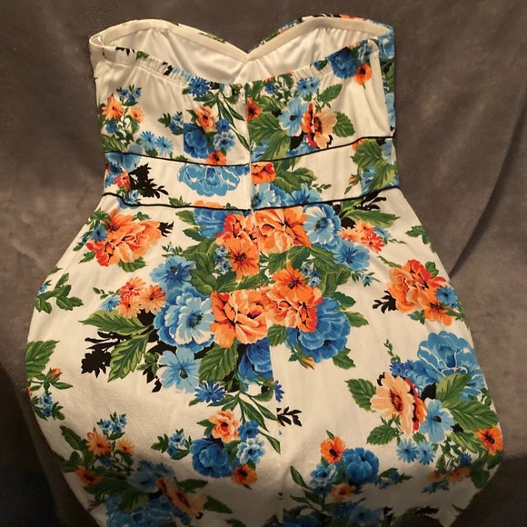 Vintage 2000s Beautiful Torrid Floral Mini Dress - Picture 9 of 12
